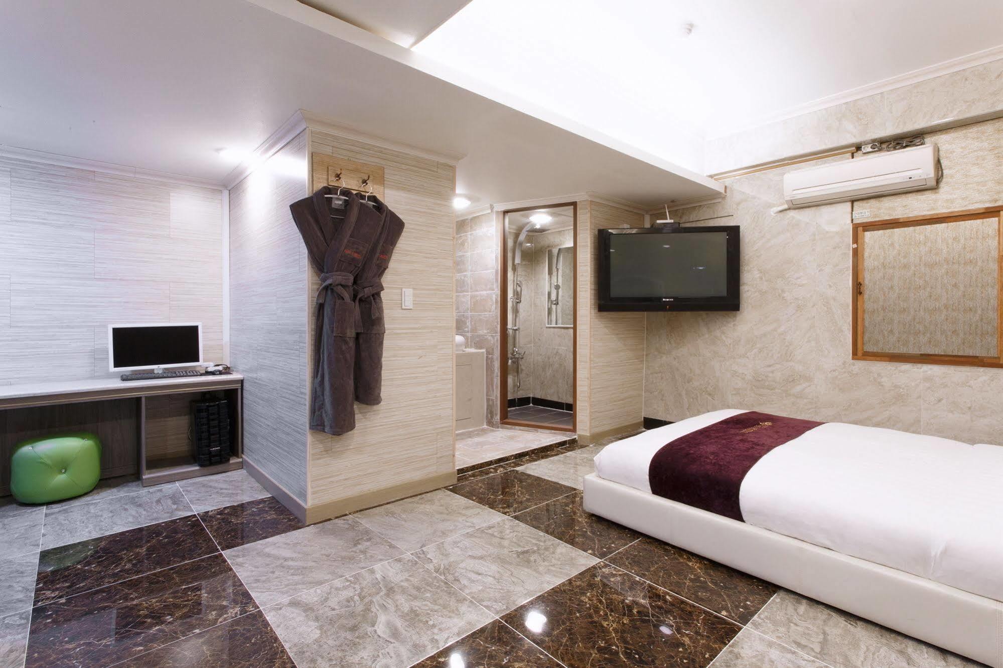 I.Y Hotel Suwon Ngoại thất bức ảnh