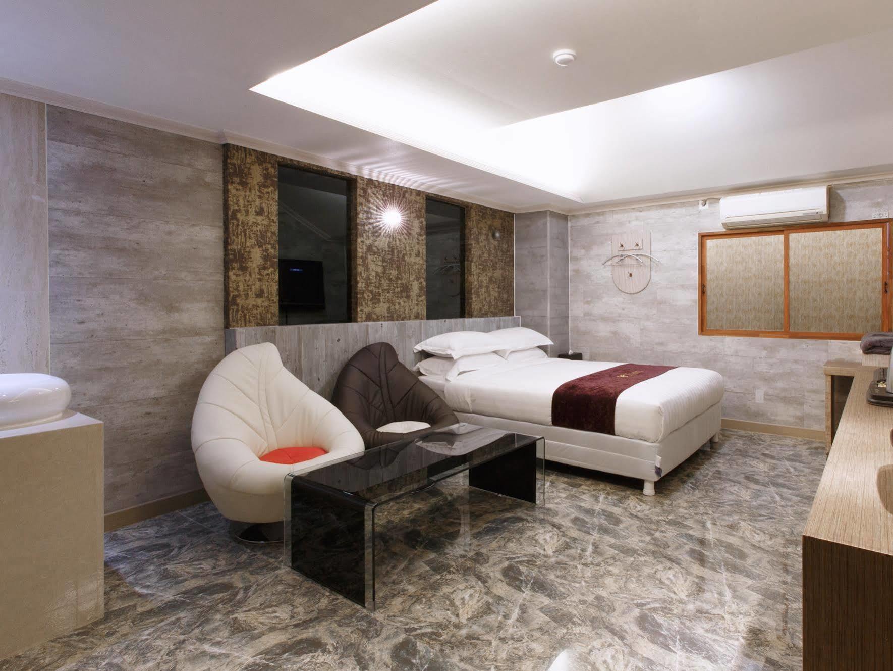 I.Y Hotel Suwon Ngoại thất bức ảnh