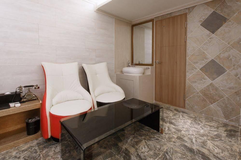 I.Y Hotel Suwon Ngoại thất bức ảnh